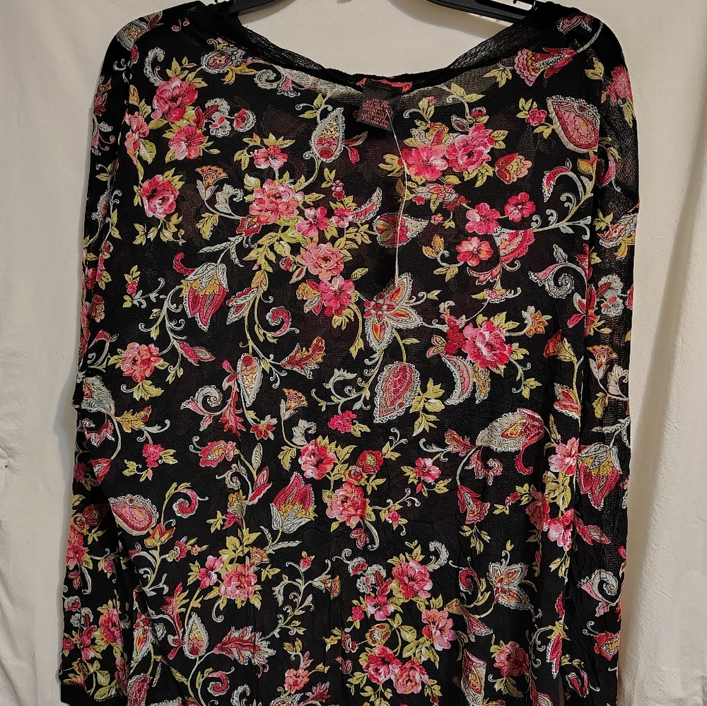 Floral/black transparent top NWT